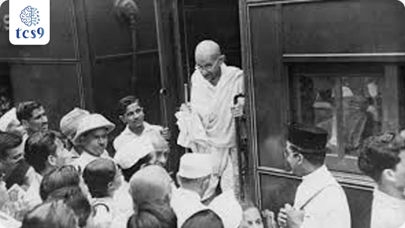 प्रवासी भारतीय दिवस 9 जानेवारीलाच का साजरी करतात ?
• 9 जानेवारी 1915 रोजी राष्ट्रपिता महात्मा गांधी दक्षिण आफ्रिकेतून भारतात परत आले.
• त्यांच्या आगमनाच्या स्मरणार्थ प्रवासी भारतीय दिवस 9 जानेवारीला साजरी करतात.